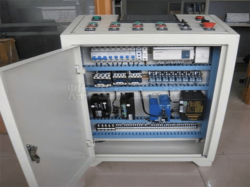 國(guó)產(chǎn)PLC伺服控制柜